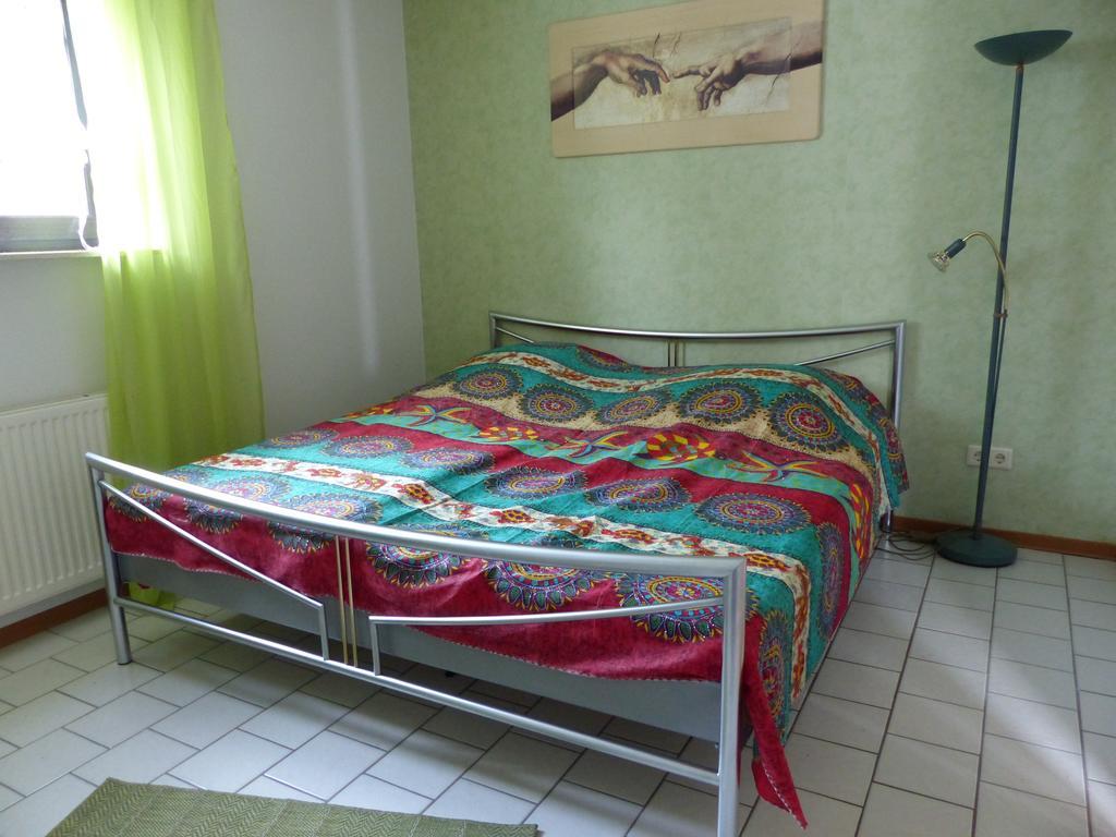 Anja'S Ferienwohnung Alken Buitenkant foto