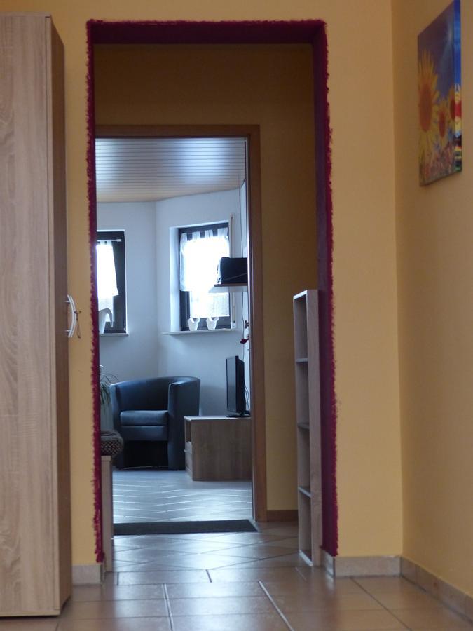 Anja'S Ferienwohnung Alken Buitenkant foto